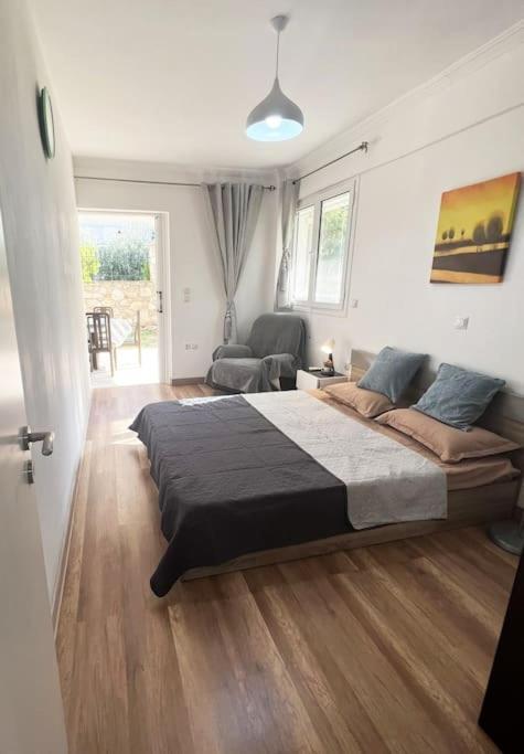 Eva'S Villas 2室温馨庭院拥有私家停车位 Glyka Nera Exteriör bild